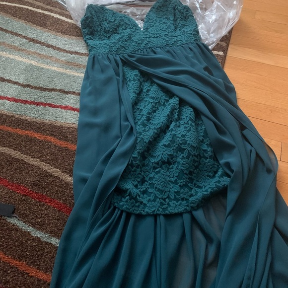 Lulu’s “Lovely” Green Gown w/ Slit and Lace - Picture 6 of 11